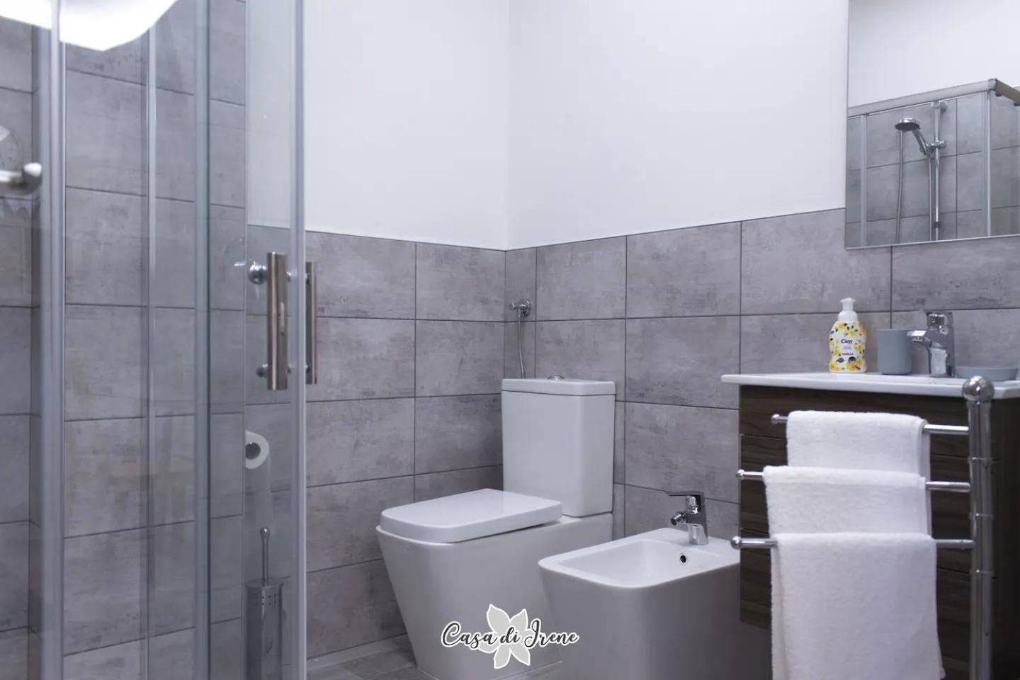 Casa Di Irene Apartment Reggio Emilia Ngoại thất bức ảnh